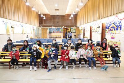 普世歡騰迎聖誕